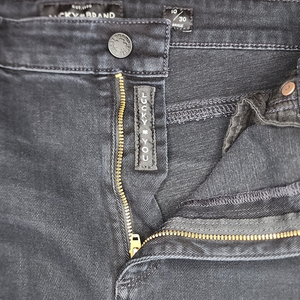 **Custom Lucky jeans** - Picture 11 of 11